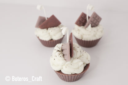 French Vanilla Cupcake
